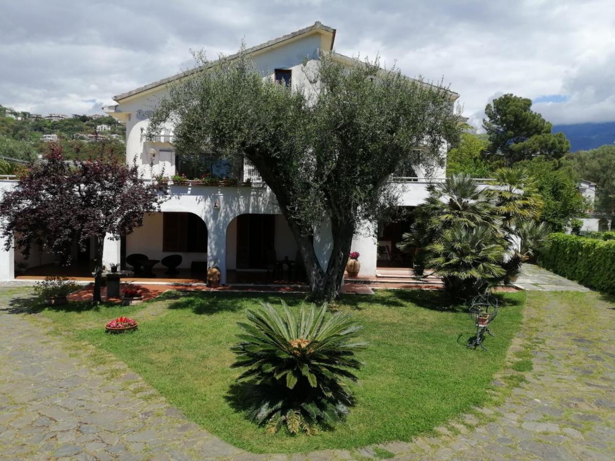 Villa Livia Villammare Eksteriør bilde